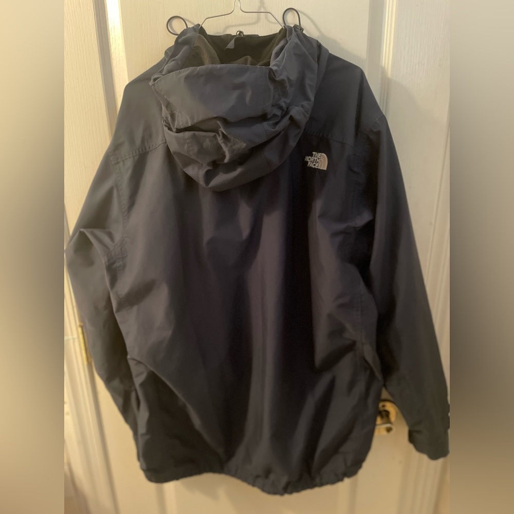 North face jacket - Picture 3 of 4